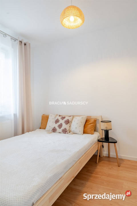 Sprzedam mieszkanie 3703m2 2 pokoje Kraków ks blok