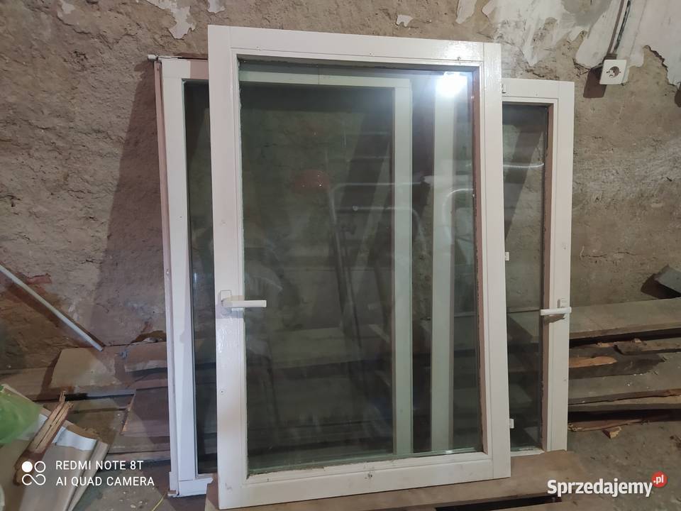 Skrzydła okienne dwuszybowe Wołomin z klamkami i Pełkinie sprzedam