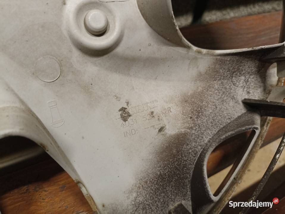 Kołpak samochodowy uniwersalny RENAULT 15 4031 Kraków