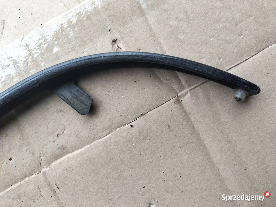 AUDI 80 B4 BLENDA POD LAMPE HOKEJ PRAWA Kamień-Kolonia