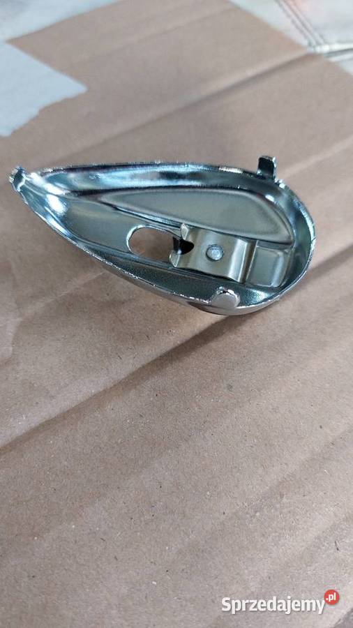 Zasuwka osłona stacyjki WSK 125 175 chrom