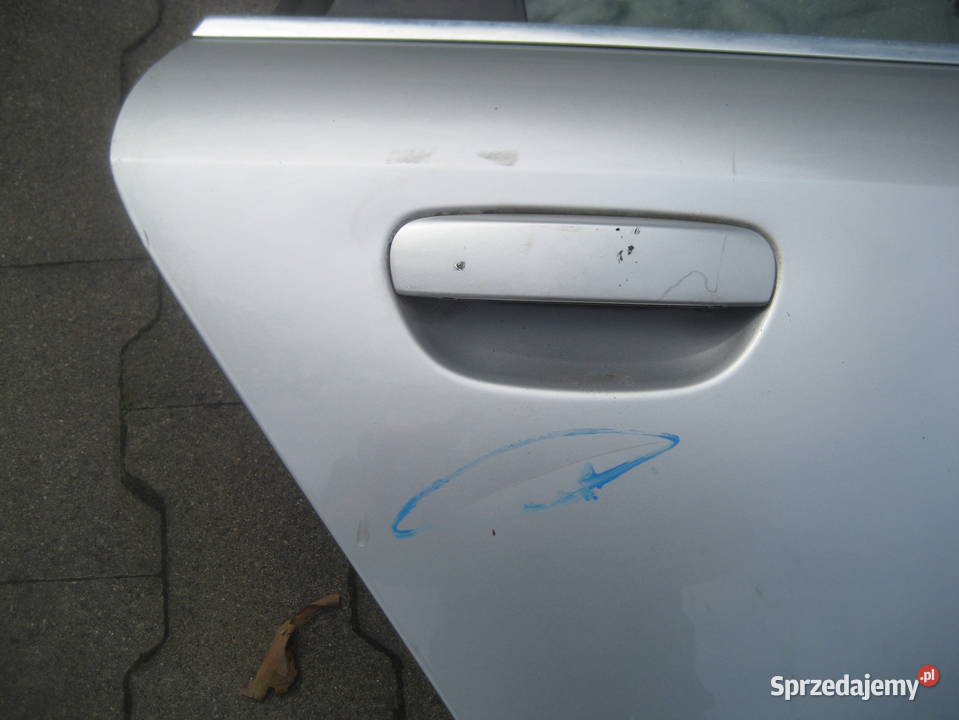 audi a4 b6 kombi małysz 0104r drzwi tył prawe osobowe sprzedam