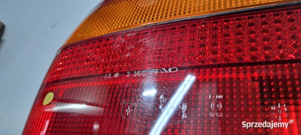 Nowa oryginalna lampa lewa tył VW Polo 86c 2F Luzino