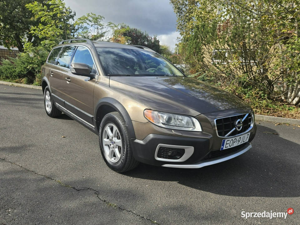 Volvo XC 70 100 Fabryczny Lakier Summum łódzkie
