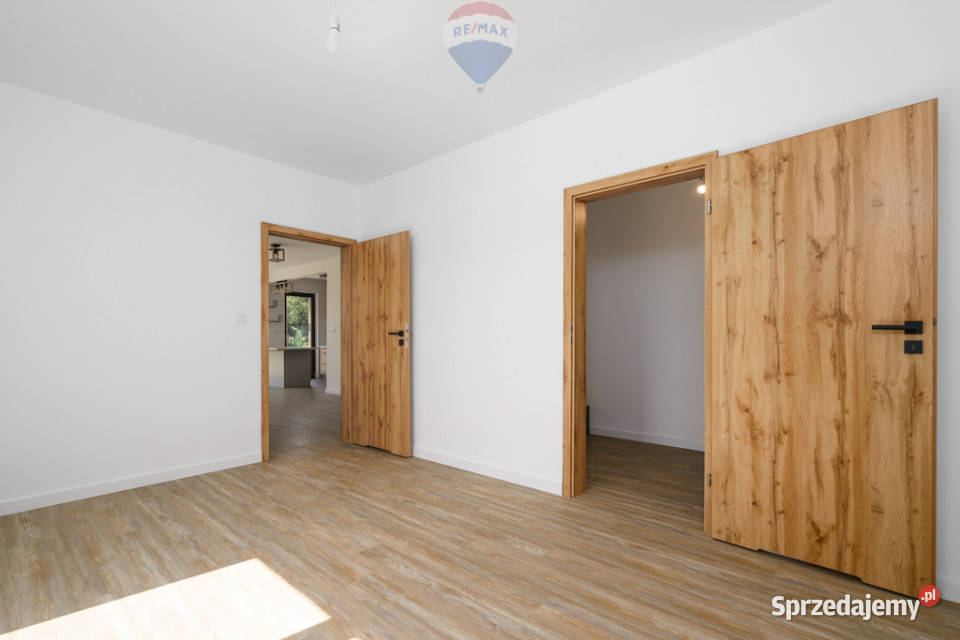 Nowoczesny energooszczędny piękna duża działka Liczba pokoi 5 Żółwin sprzedam