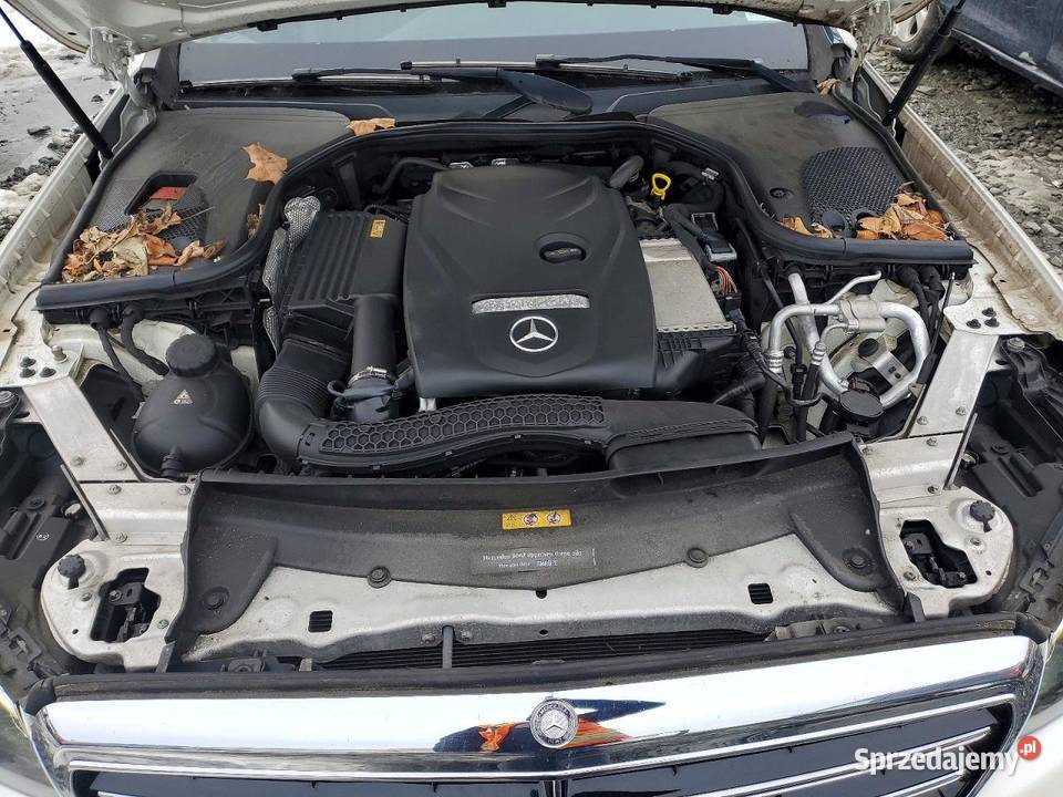 2016 MERCEDESBENZ E 300 4MATIC Częstochowa