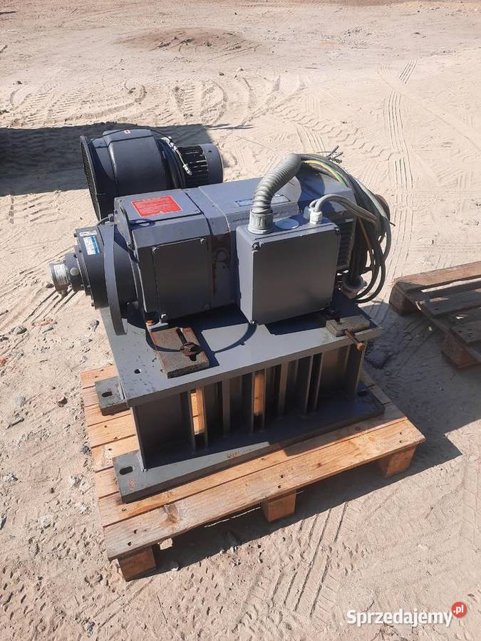 SILNIK GŁÓWNY MAN ROLAND 300 BAUMULLER GNAG 132