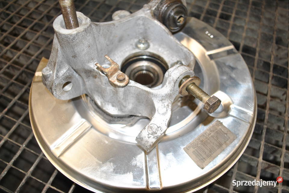 Zwrotnica prawy tył BMW E60 E61 Mały przebieg Poręba