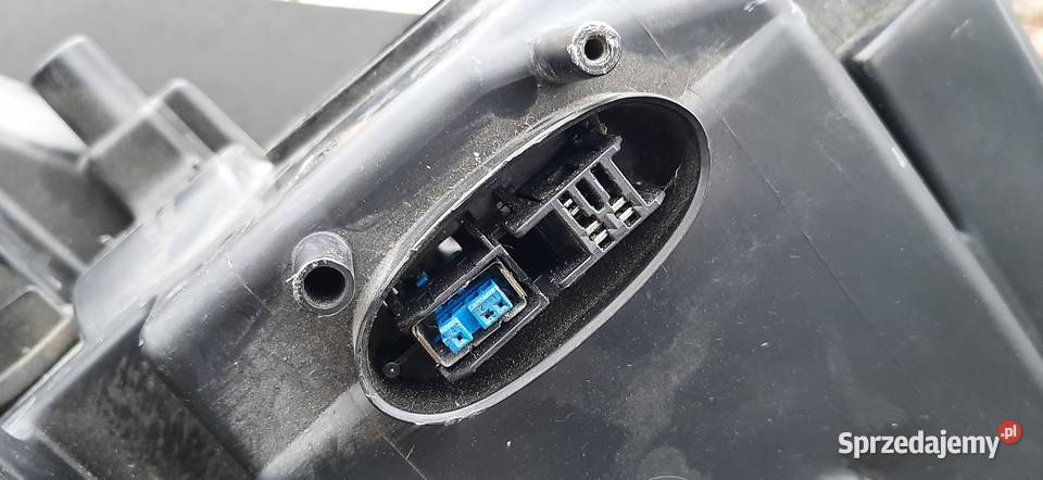 LAMPA LEWY PRZÓD BI XENON SKRETNY INSIGNIA A Kościerzyna