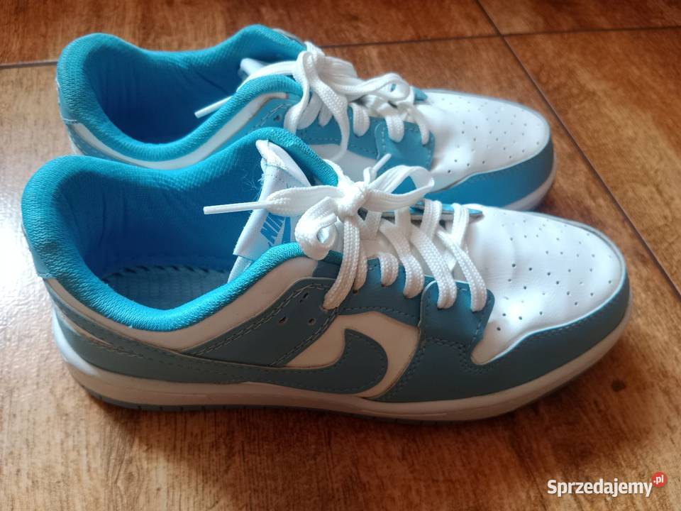 Buty sportowe sneakersy rozmiar 40 pomorskie