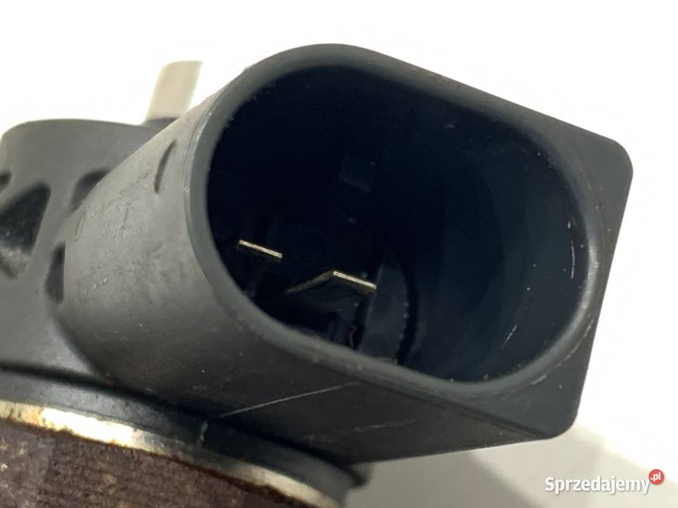 WTRYSKIWACZ VW PASSAT B7 03L130277Q 20 140 1015