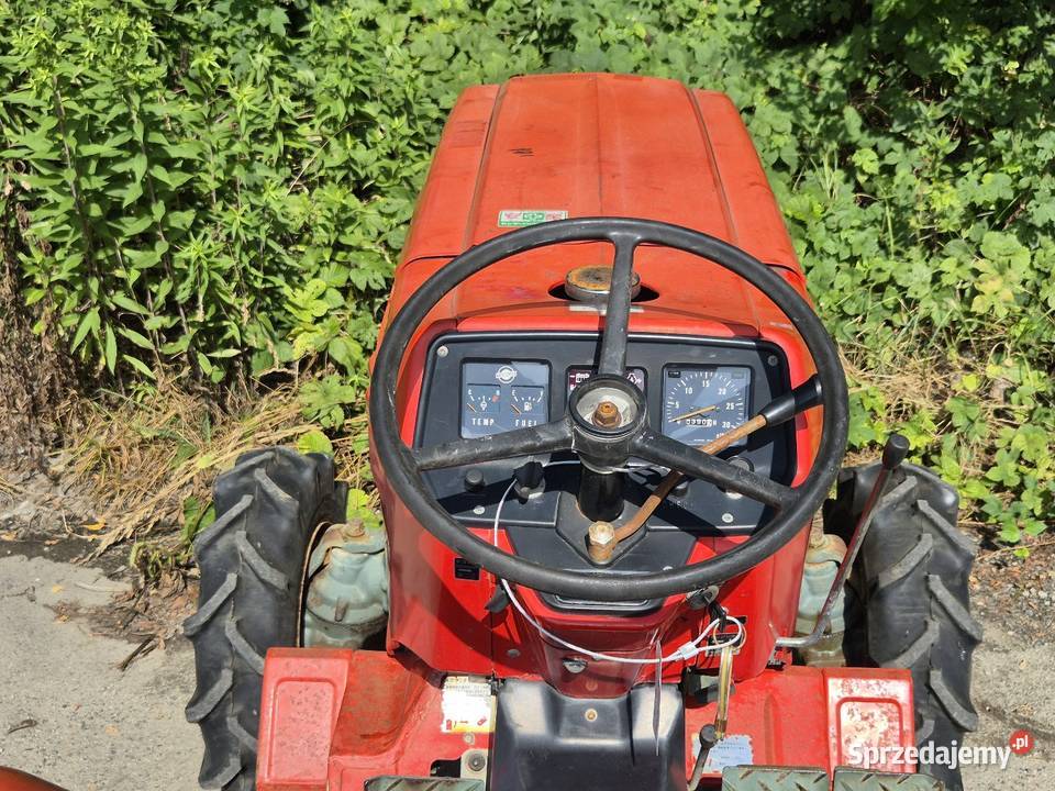 Traktorek traktor YANMAR YM2220D 22 44 Napęd 4x4 Małuszyn