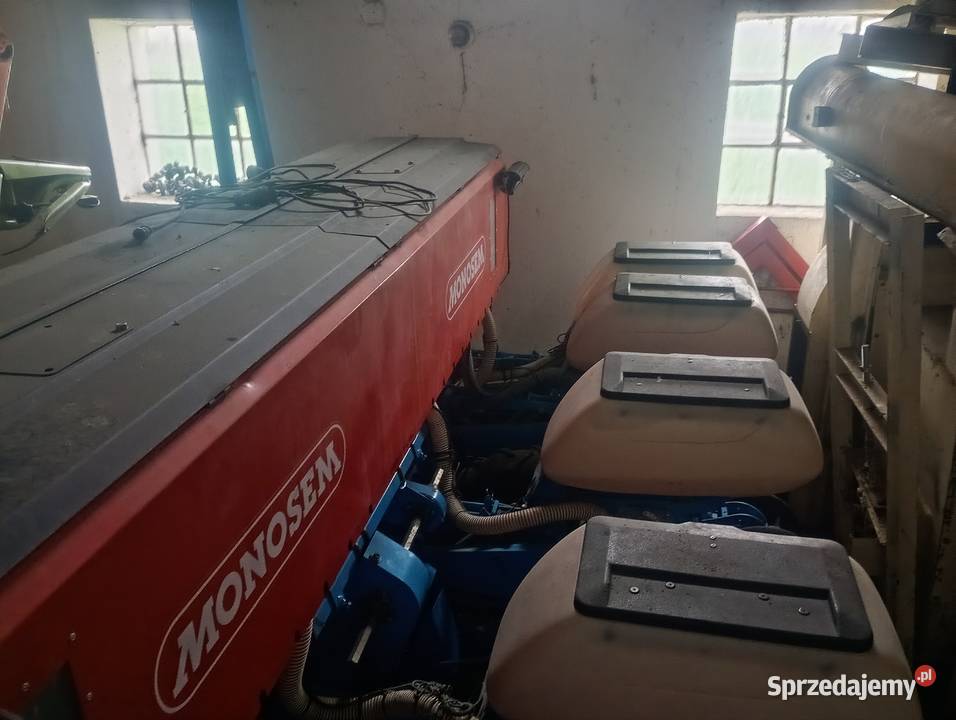 Siewnik do kukurydzy i buraków Monosem NG Plus 4 nieuszkodzony Opalenica