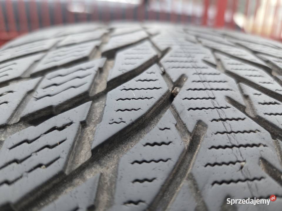 Opona zimowa Nokian Snowproof P 2254018 40 Katowice