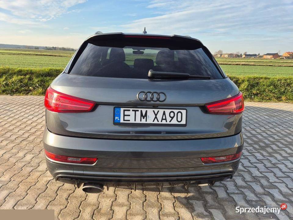 Audi RS Q3 25 benzyna 340 2015r Wyjątkowy RS Q3 Samochody osobowe łódzkie