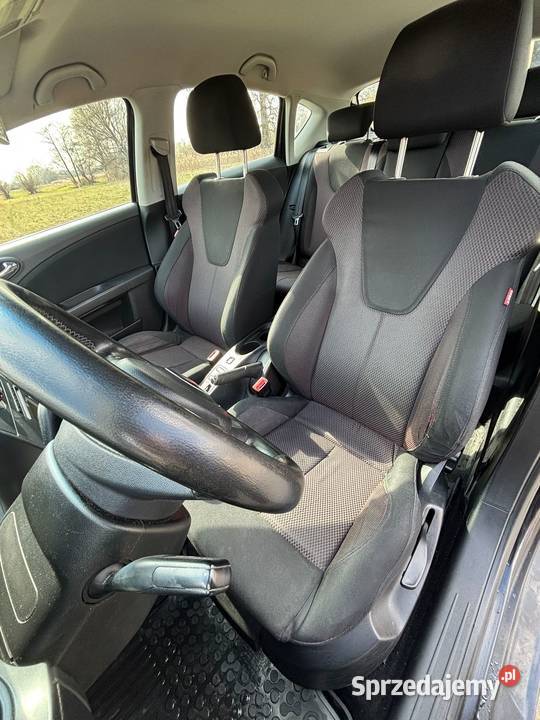 Seat Leon 2 16 benzyna Łomianki