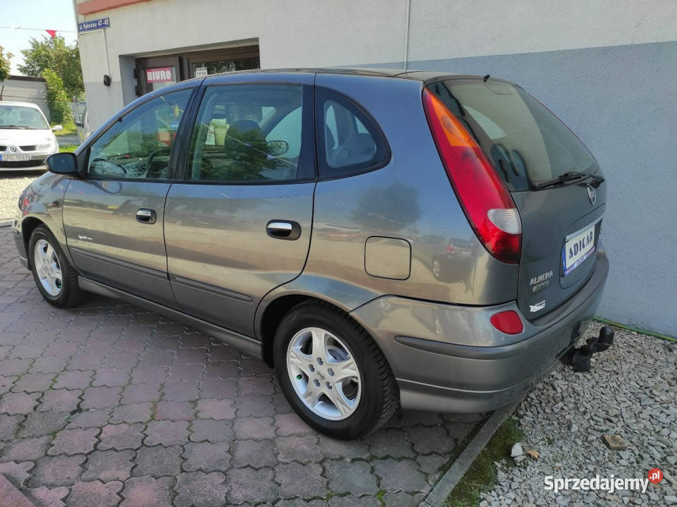 Nissan Almera Tino klima Kamera Alu wielofunkcja autoalarm śląskie