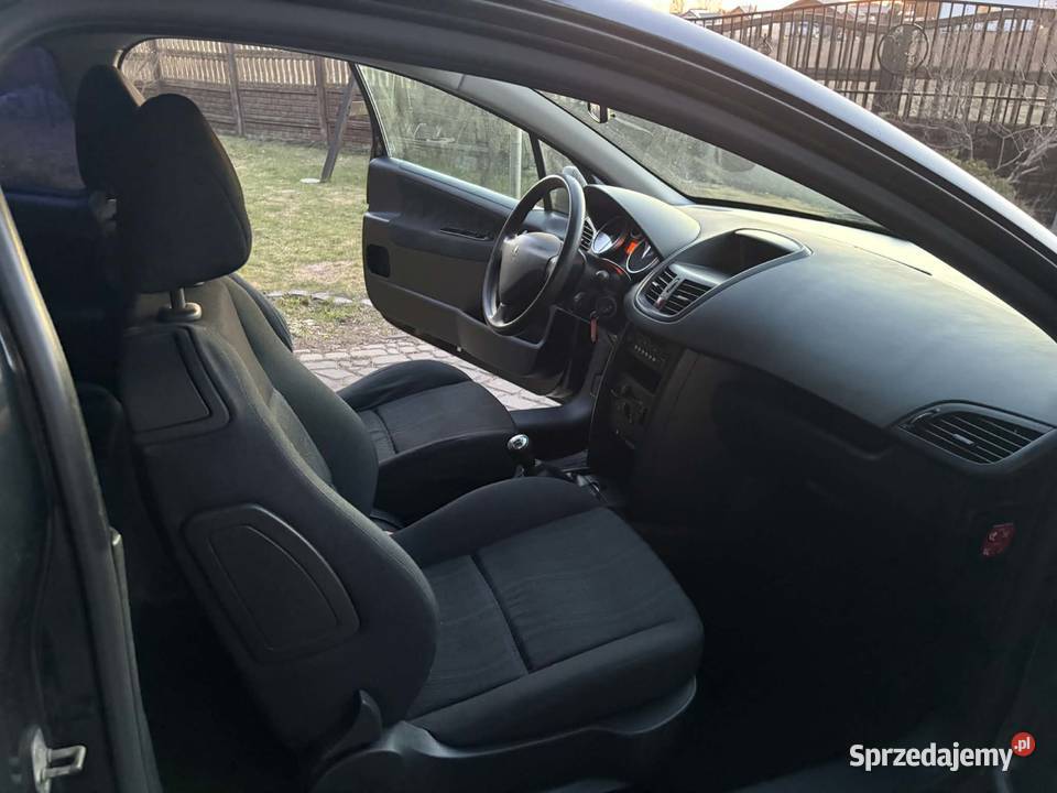 Peugeot 207 14 benzyna 2008r klima 207 podlaskie Białystok