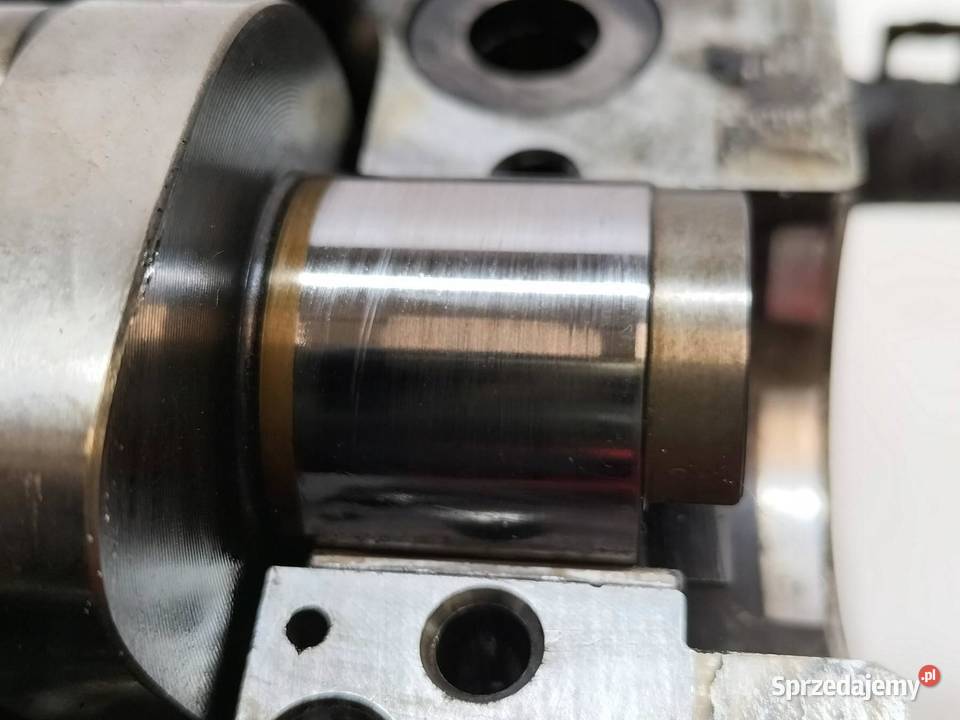 GŁOWICA KOMPLETNA 038103373R 19 TDI VW