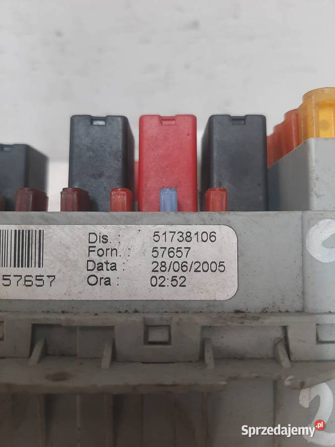 Fiat Croma II skrzynka bezpieczników 51738106 łódzkie Ksawerów
