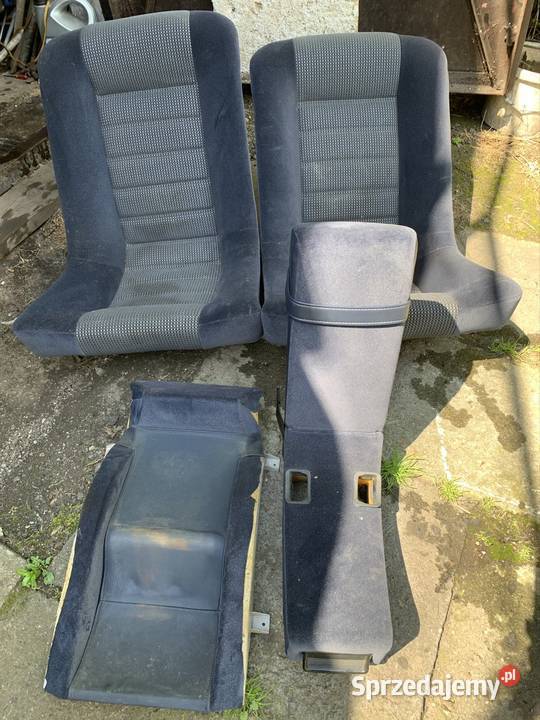 Fotele kpl BMW e24 materiał blue Mszana