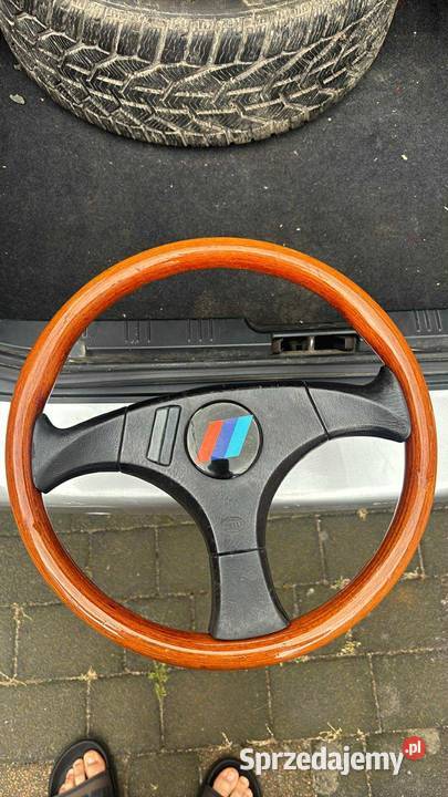 Sprzedam kierownicę Momo Sandomierz