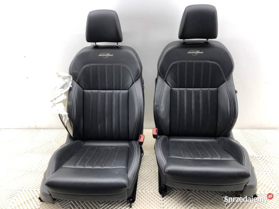 FOTELE KANAPA BOCZKI KOMPLET LAURINKLEMENT SKODA Fotele i kanapy podkarpackie