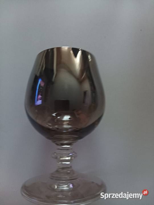 Kieliszki dymione i literatki z PRL