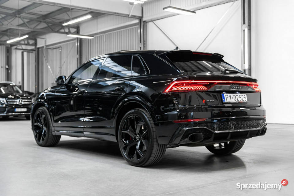 Audi RS Q8 600 Specyfikacja 938 000 Gwarancja podgrzewane fotele Węgrzce