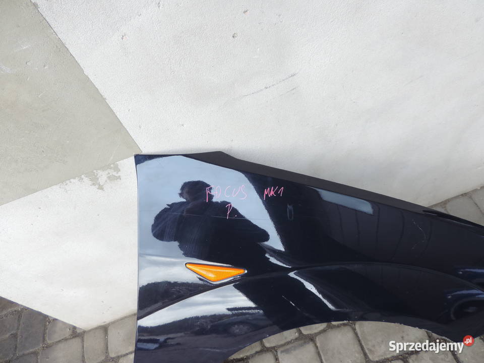 BŁOTNIK PRAWY PRZÓD PRZEDNI FORD FOCUS MK1 osobowe Błotniki Nowy Sącz sprzedam