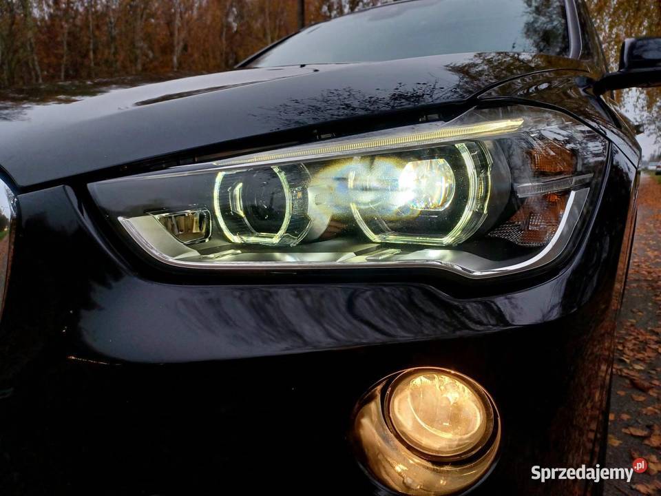 BMW X1 sDrive18d M Sport radio