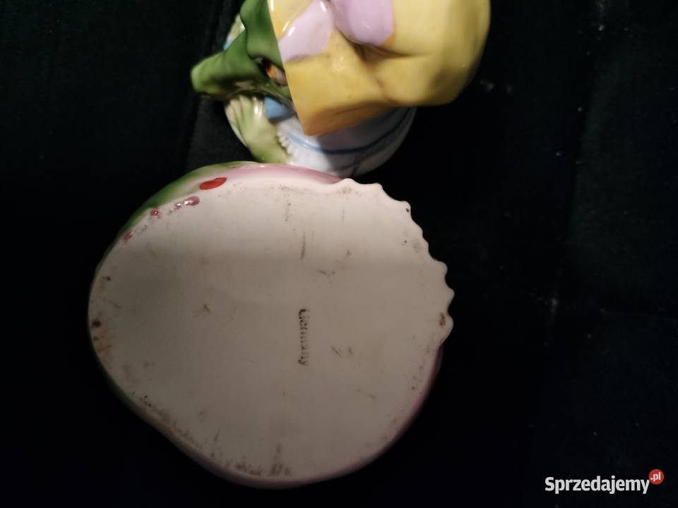 Porcelanowa figurka otwierana Pani krokodyl Choszczno