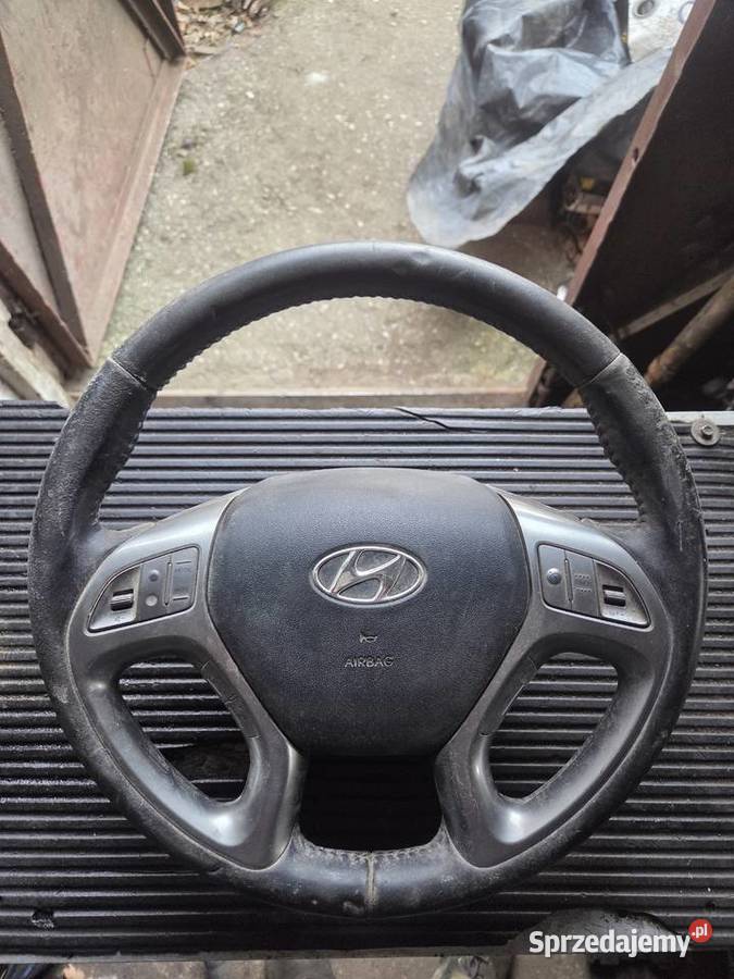 Kierownica Hyundai ix35 multifunkcja osobowe mazowieckie Łagów