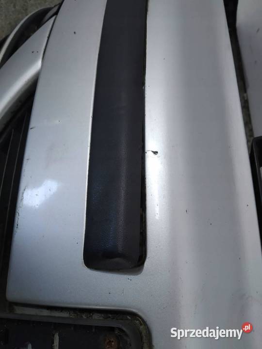 ZDERZAK PRZÓD SREBRNY LEON I Seat Toledo II sprzedam