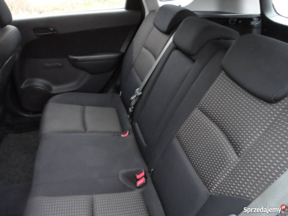 Hyundai I30 Czarny 16CRDI 116 serwis Grudziądz