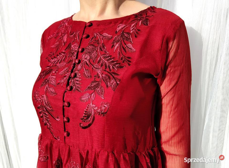 Bordowa sukienka haftowana M 38 szyfon haft sprzedam