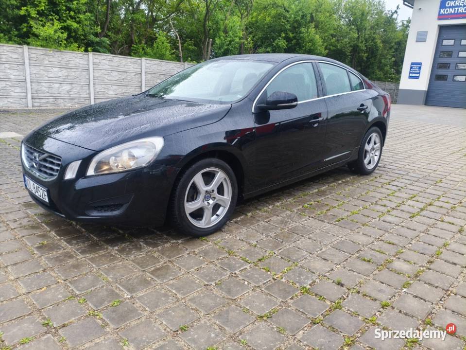 Volvo S60 benzyna pełna historia serwisowa Piotrków Trybunalski