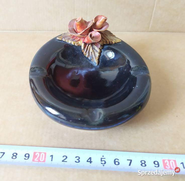 511 RÓŻA 2 POPIELNICZKA duza dekoracyjna łódzkie