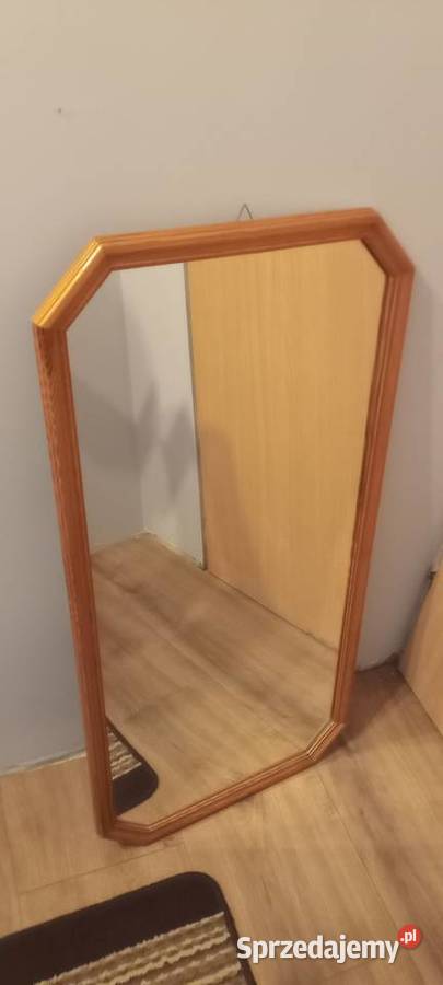 Lustro w drewnianej ramie małopolskie Kraków