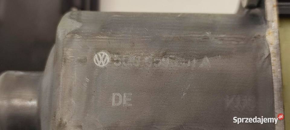 VW TIGUAN II PODNOŚNIK SZYBY LEWY TYŁ 5NA839461C