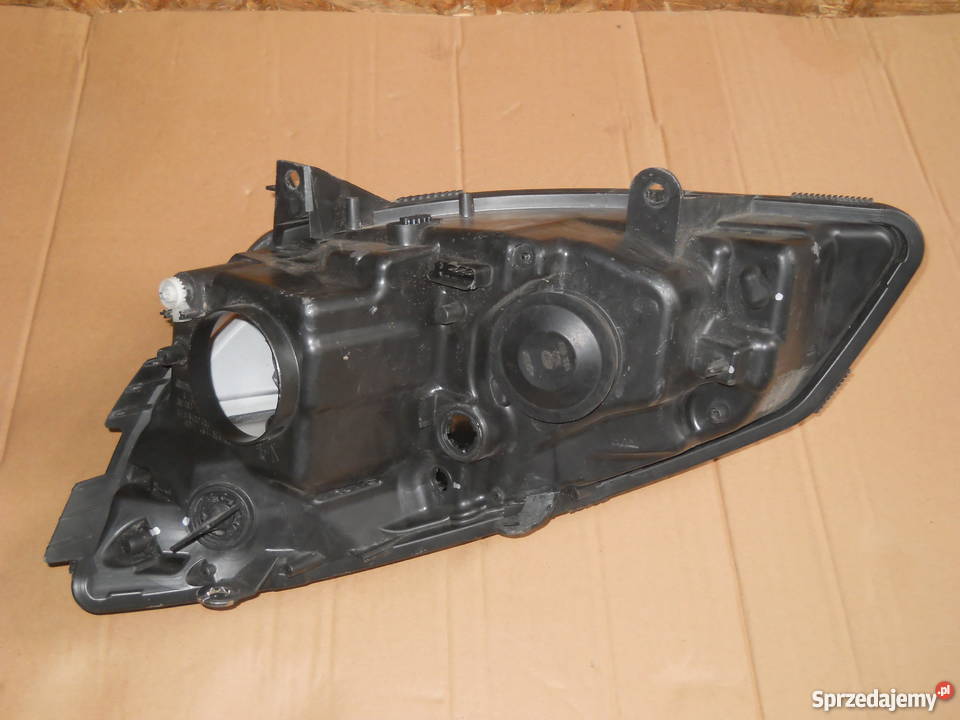 RENAULT SCENIC II LAMPA PRAWA XENON Siechnice