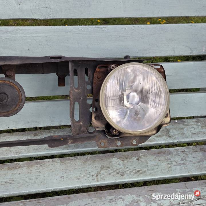 Golf II pas przedni z reflektorami Jelcz-Laskowice sprzedam