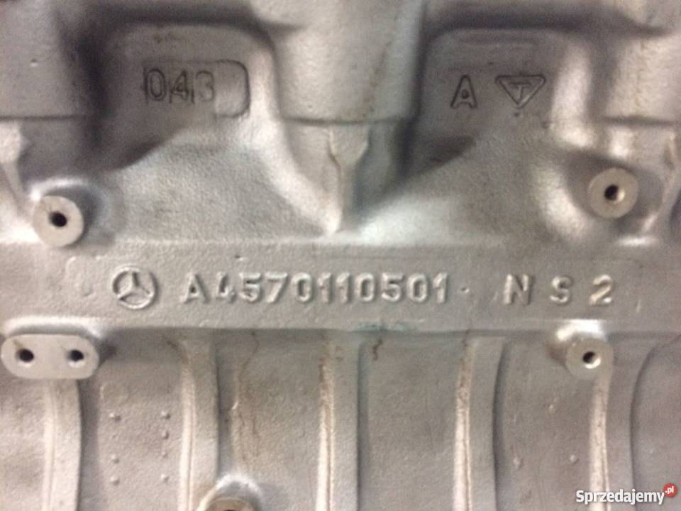 Мерседес аксор номер двигателя где находится
