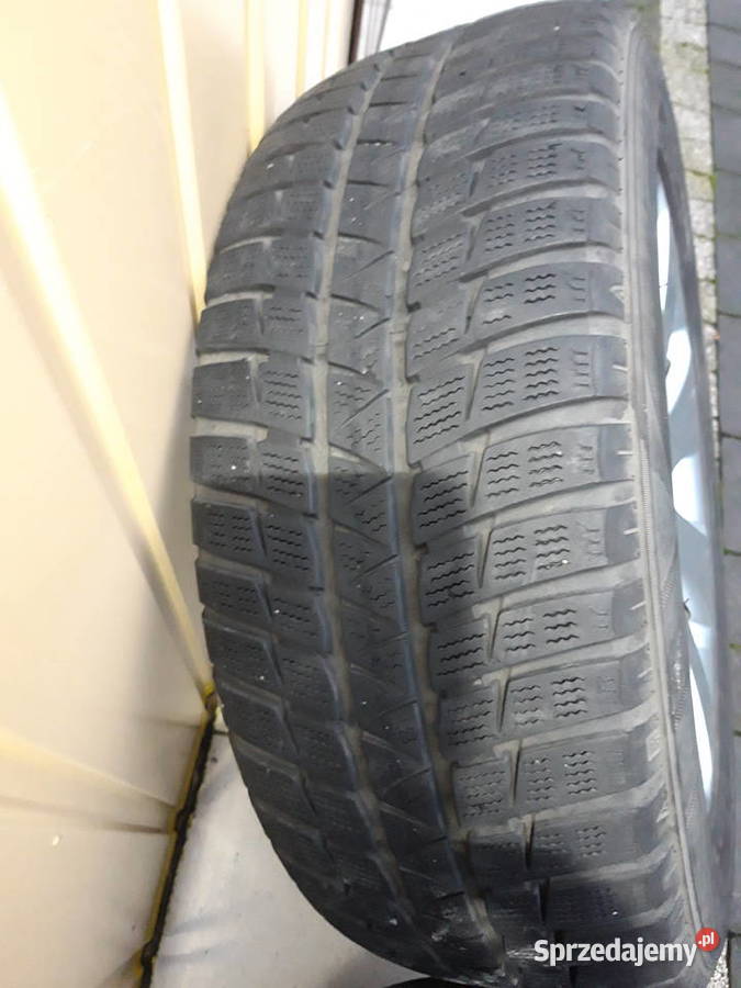 Opony zimowe 2255517 Falken w stanie spżedam Złotoria