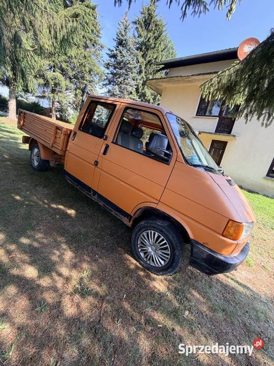 Volkswagen T4 z paką 1993 Auto użytkowe budowa manualna Transporter Krasna