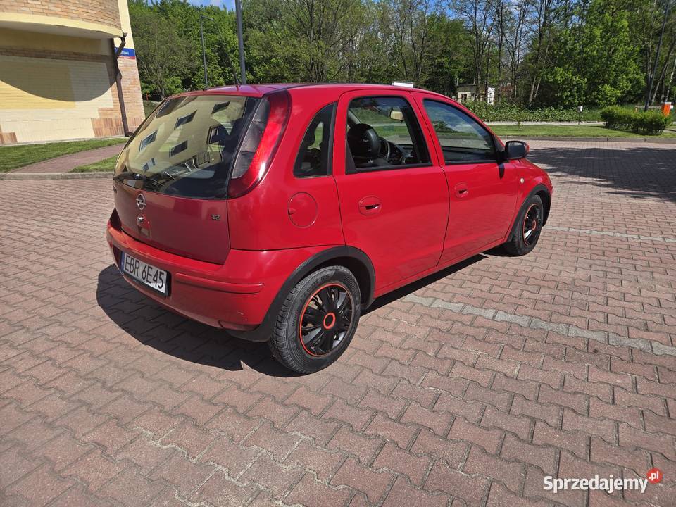 Opel Corsa 12 benzyna 2004 stan Klima sprawna łódzkie