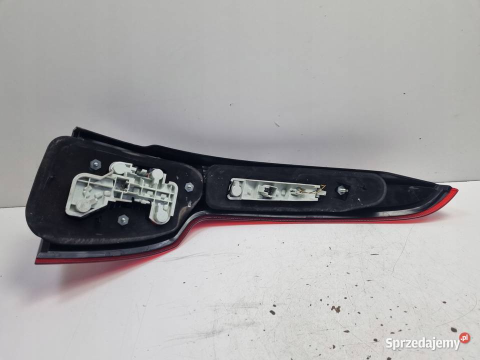 Volvo V50 KOMBI 0712r LIFT TYLNIA TYLNA LAMPA osobowe Lampy tylne Janów sprzedam