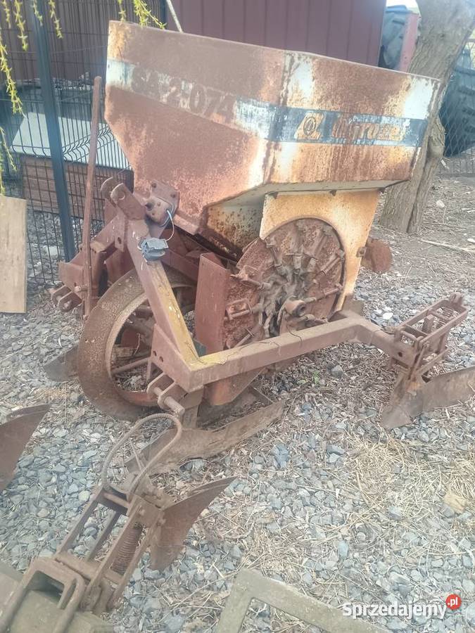 Sadzarka do ziemniaków lubelskie Żółkiewka-Osada sprzedam