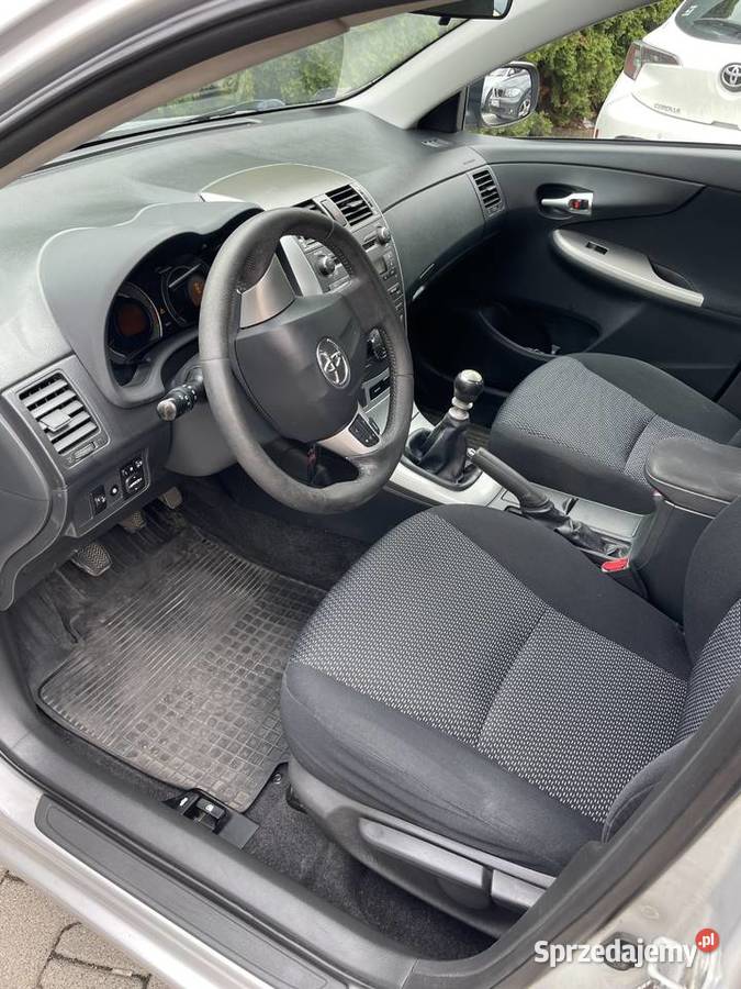 Toyota Corolla 2010 16 benzyna Przemyśl
