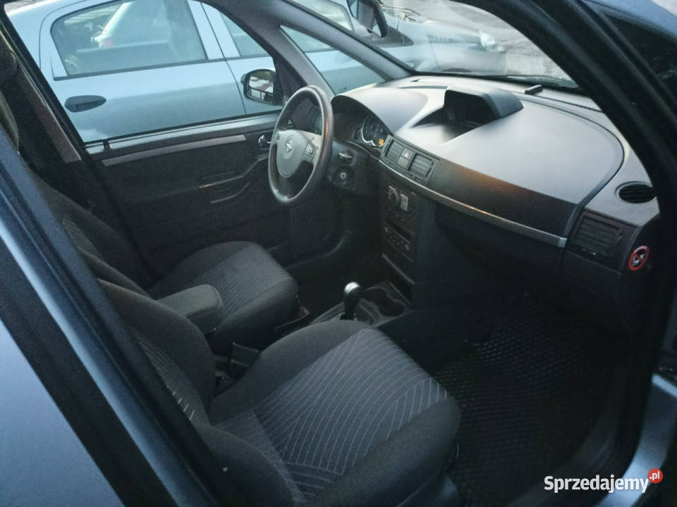 Opel Meriva automatyczna skrzynia biegów niski lakier metallic Tomaszów Mazowiecki